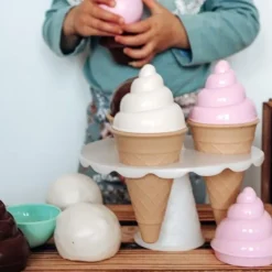 Foremki do Piasku Lody z Kolorowanką