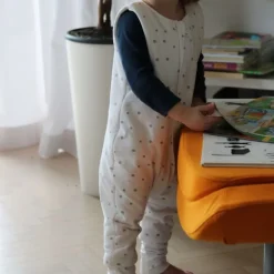 Śpiworek Niemowlęcy do Spania Dwustronny z Nóżkami Szare Kropki/Czarne Kropki 1-2 Lata