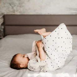 Śpiworek Niemowlęcy do Spania Grow Up Kropki