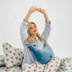 Poduszka Kura Babci Dany Velvet Wind Blue