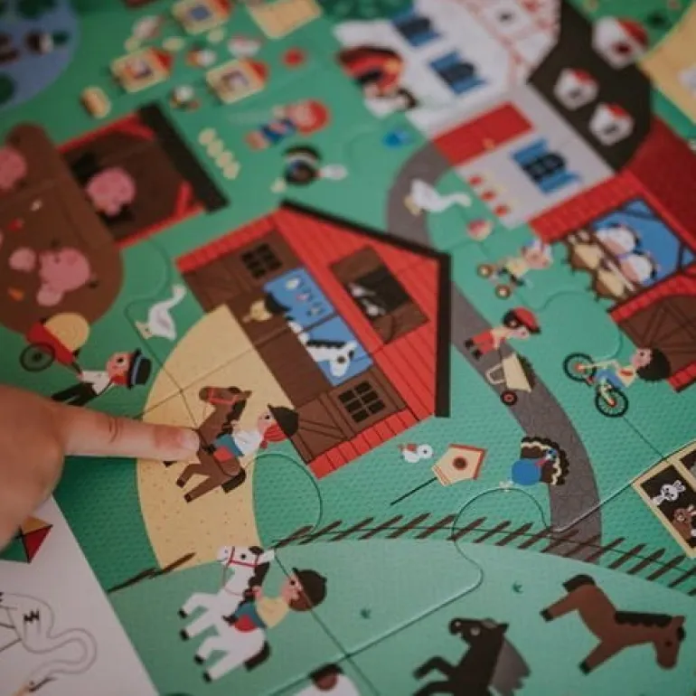 Puzzle dla Dzieci Obserwacyjne w Walizce Farma 24 el. 3+