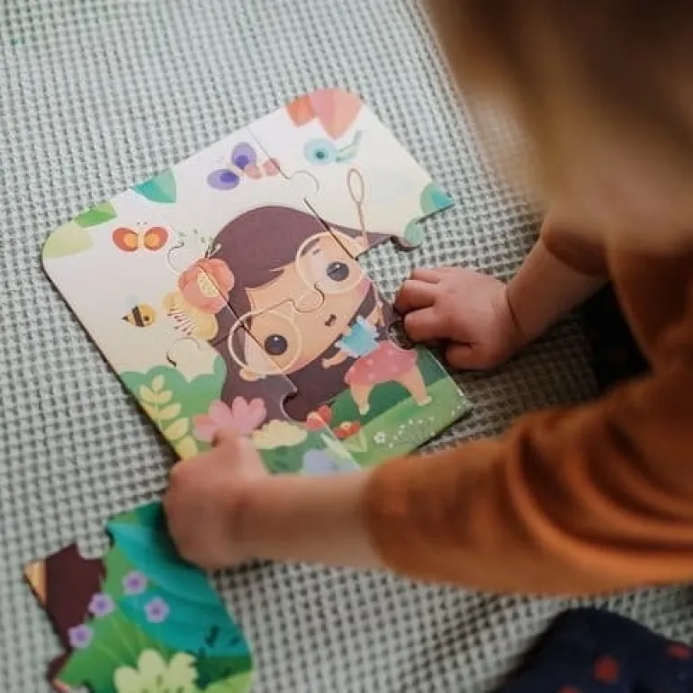 Puzzle dla Dzieci Progresywne w Walizce Pory Roku 4 Układanki 3+